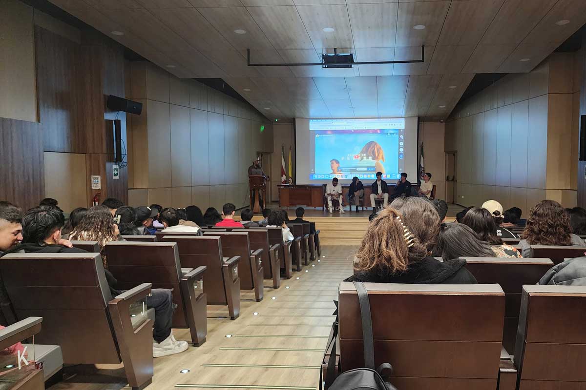 claustro-1-evangelizacion-2025-santoto-tunja-boyaca