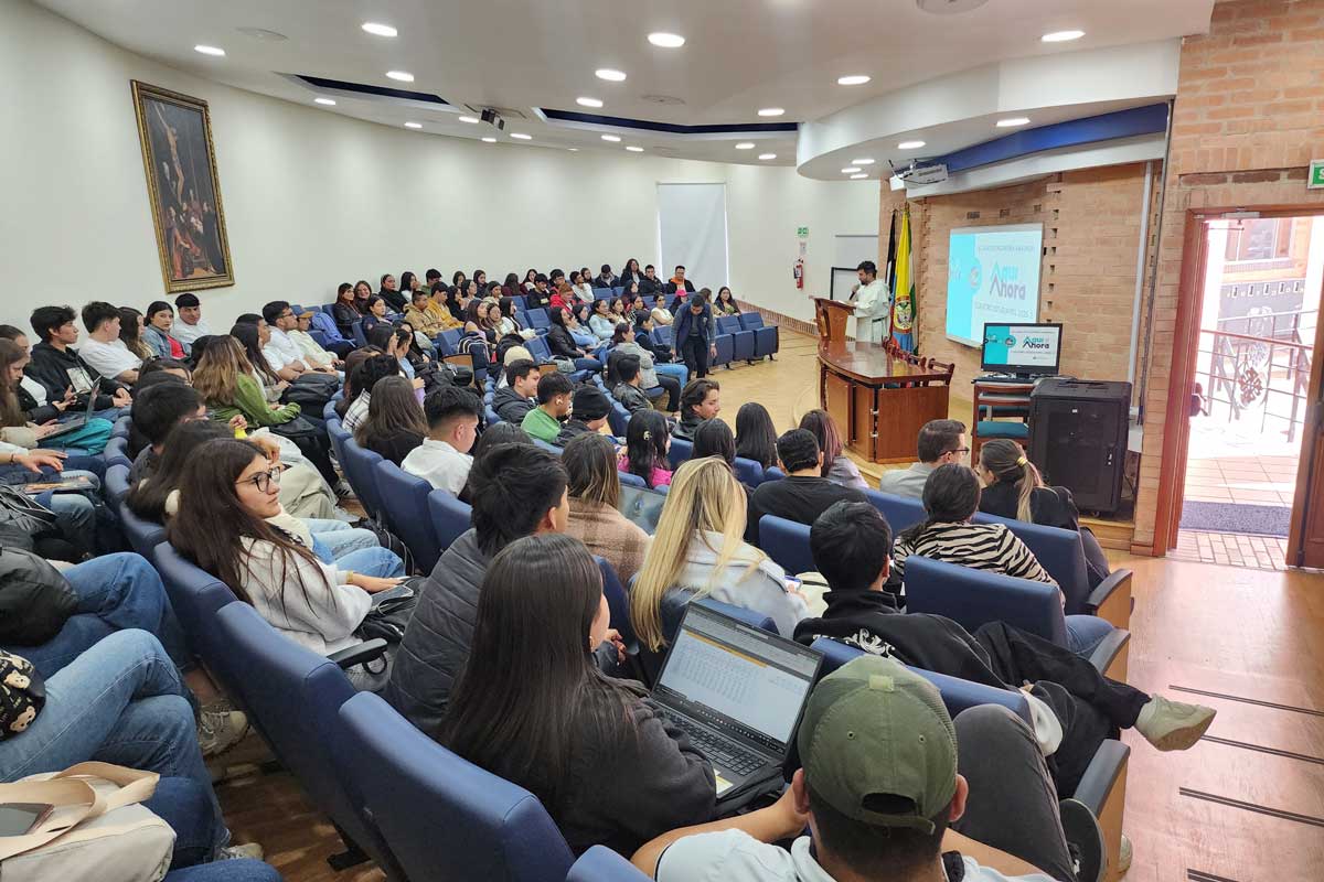 claustro-3-evangelizacion-2025-santoto-tunja-boyaca